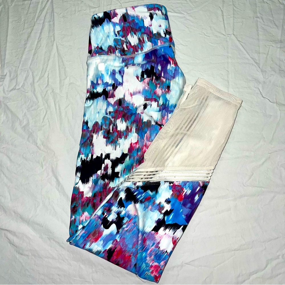 Fabletics printed mosaic blue/purple/white with white mesh back panels